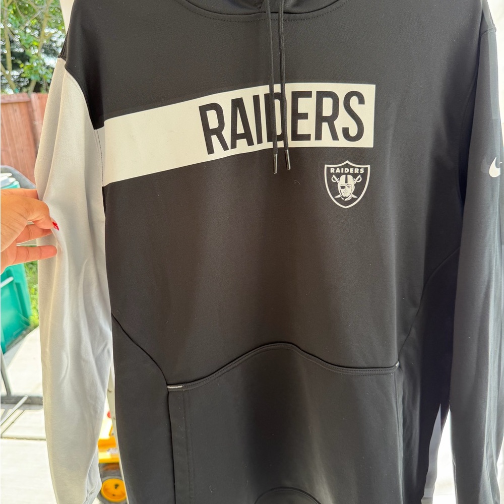 NFL Raiders Black & Gray Crewneck Sweater